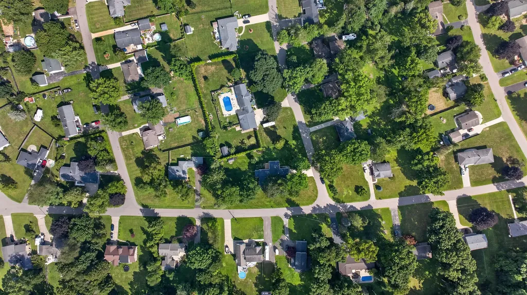 3129 Happy Valley Road Summit Township MI 49203
