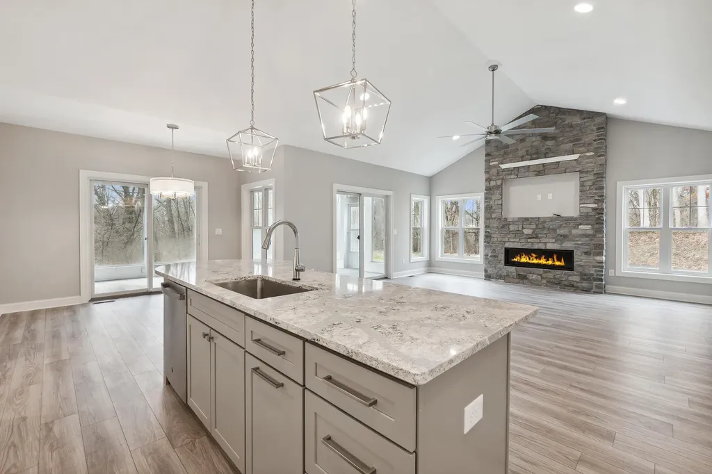 1140 Lochaven Circle Hillsdale Township MI 49242