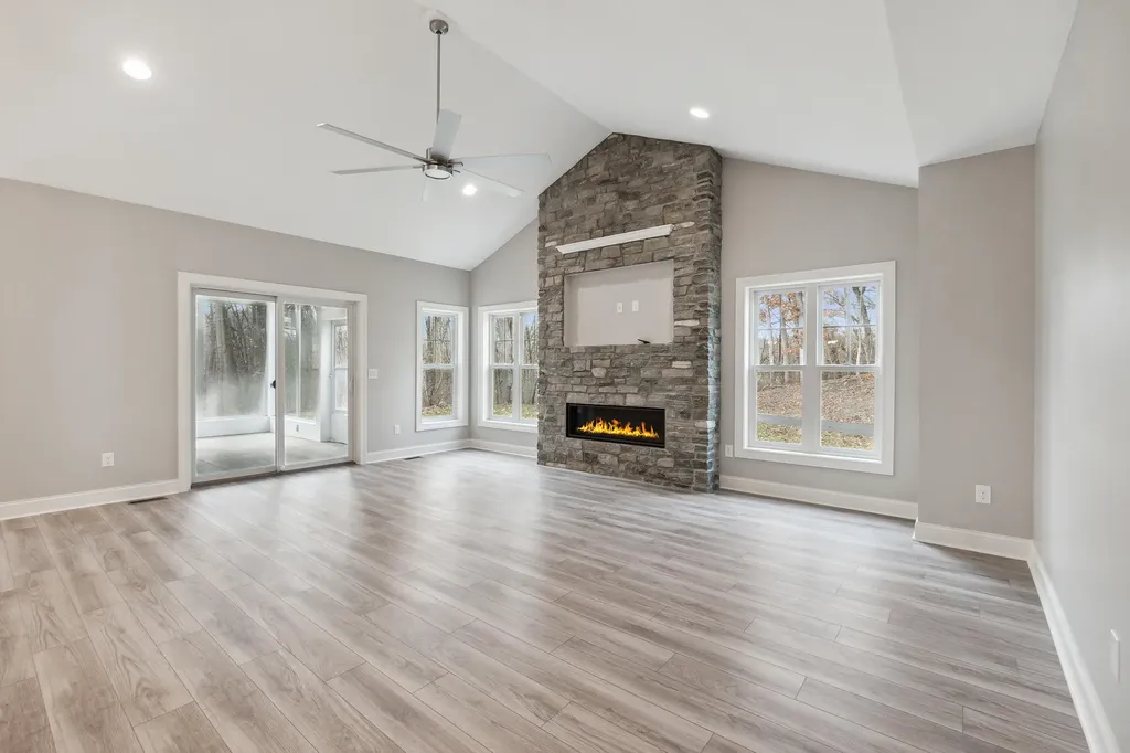 1140 Lochaven Circle Hillsdale Township MI 49242