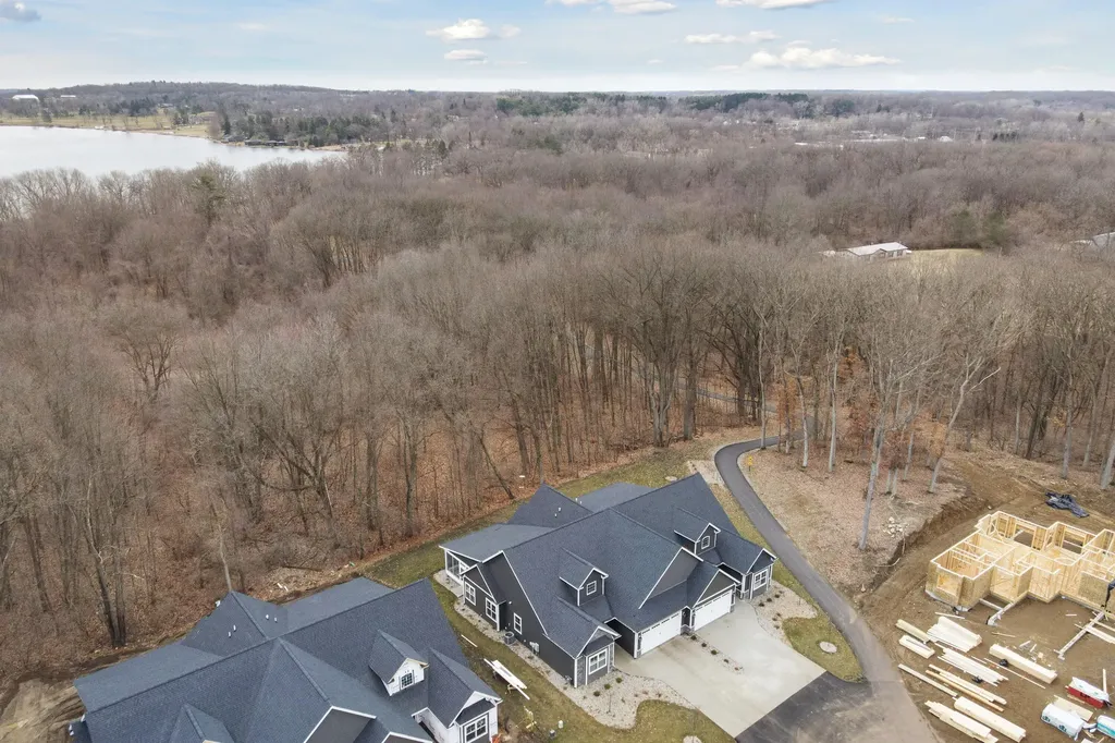 1140 Lochaven Circle Hillsdale Township MI 49242