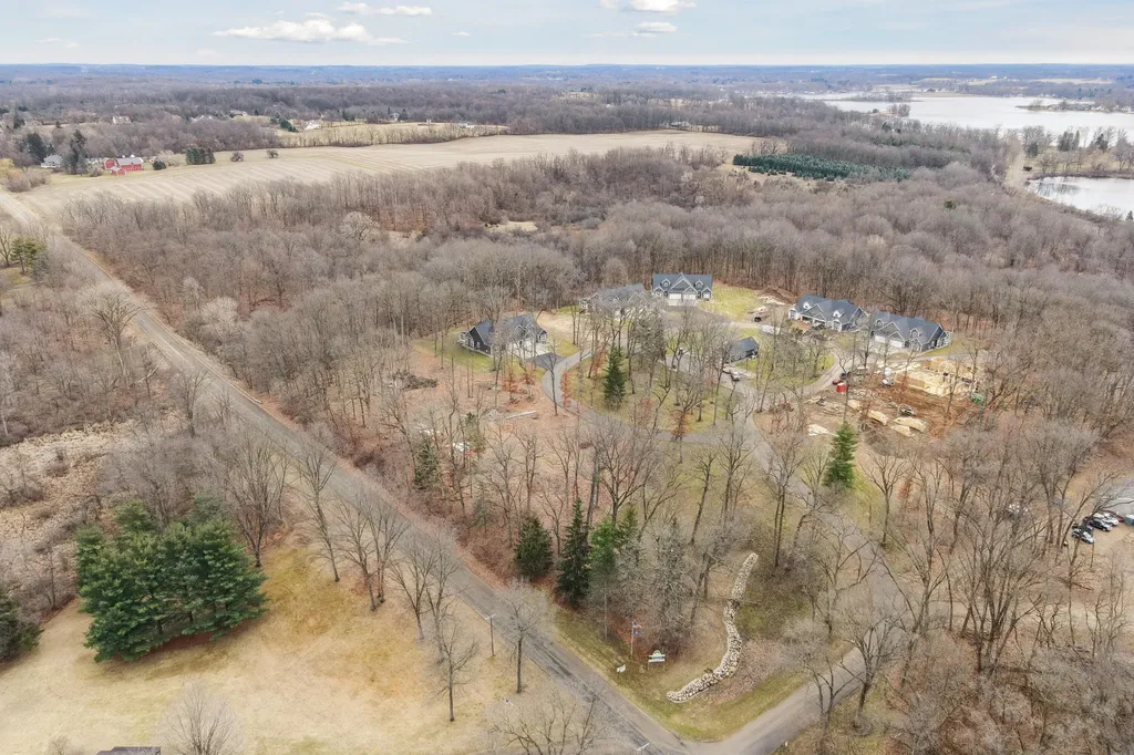 1140 Lochaven Circle Hillsdale Township MI 49242
