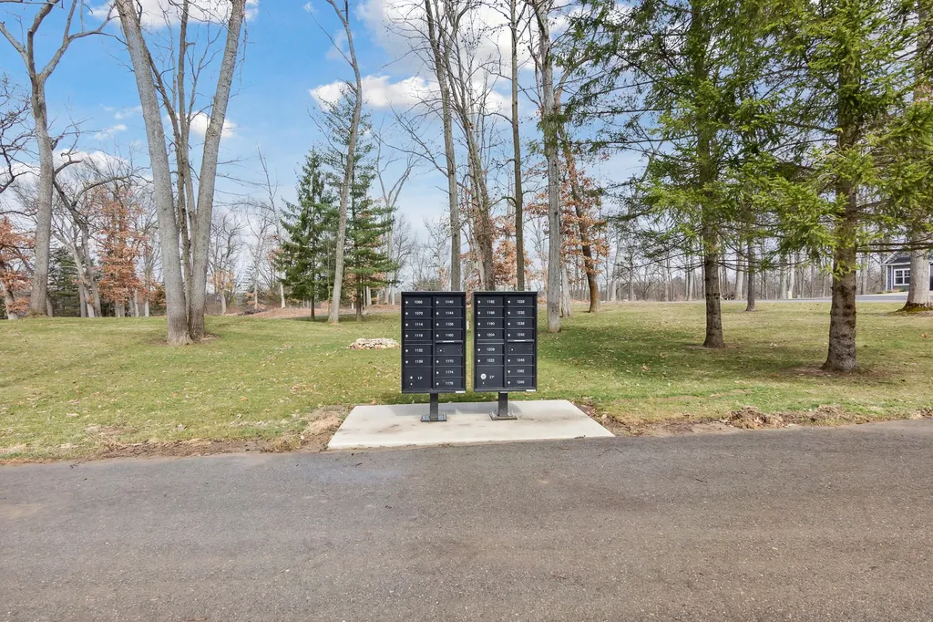1140 Lochaven Circle Hillsdale Township MI 49242