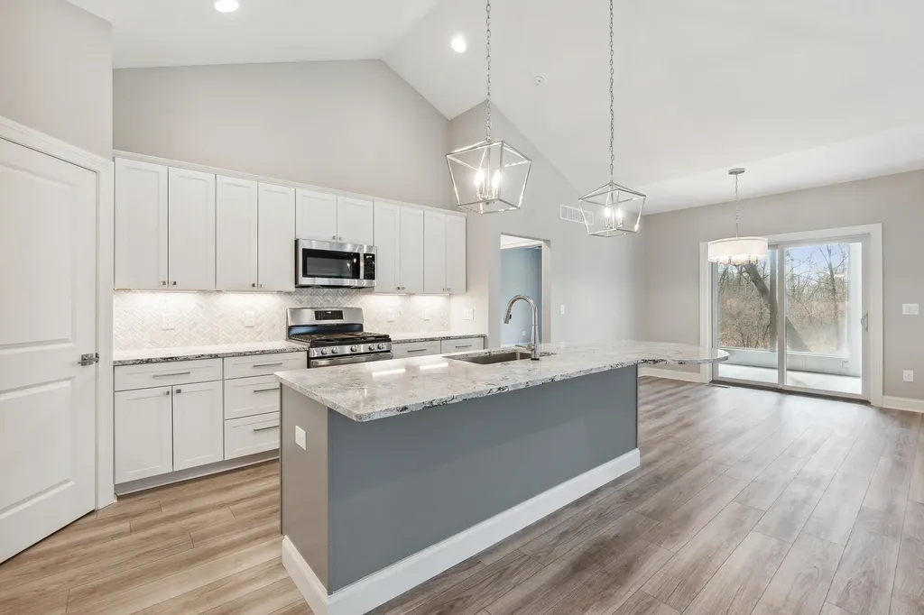 1140 Lochaven Circle Hillsdale Township MI 49242