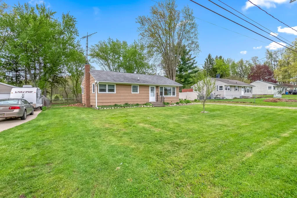 313 Michigan Street Concord Village MI 49237