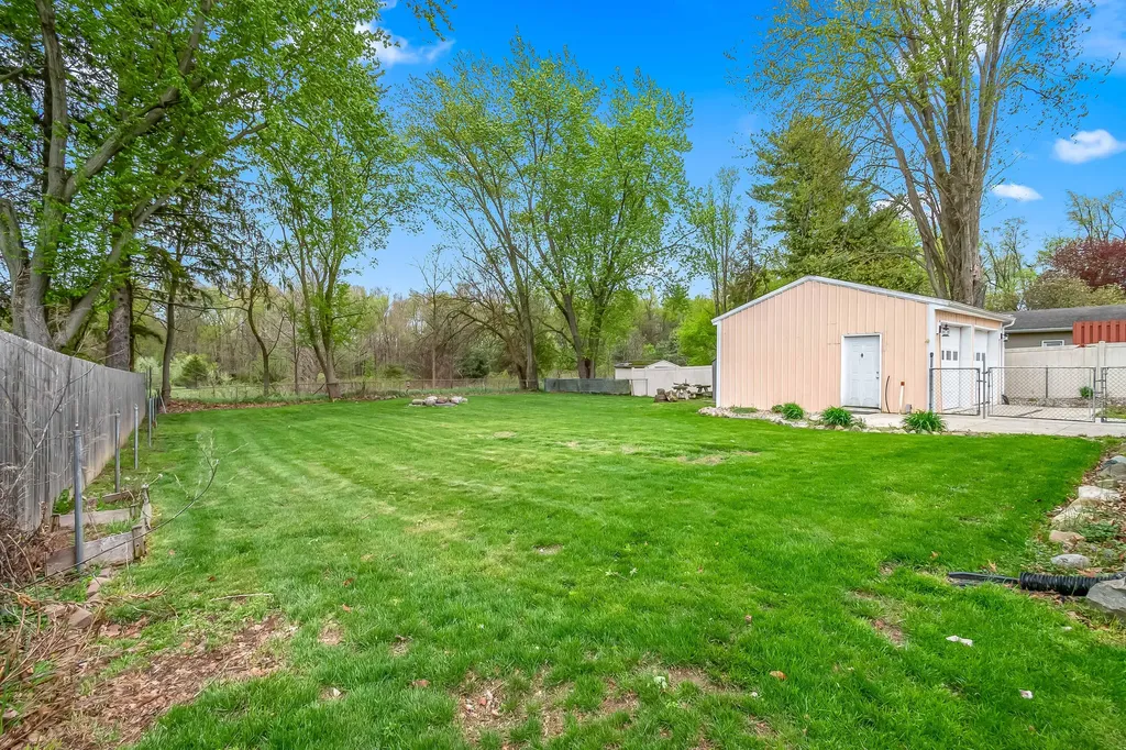 313 Michigan Street Concord Village MI 49237
