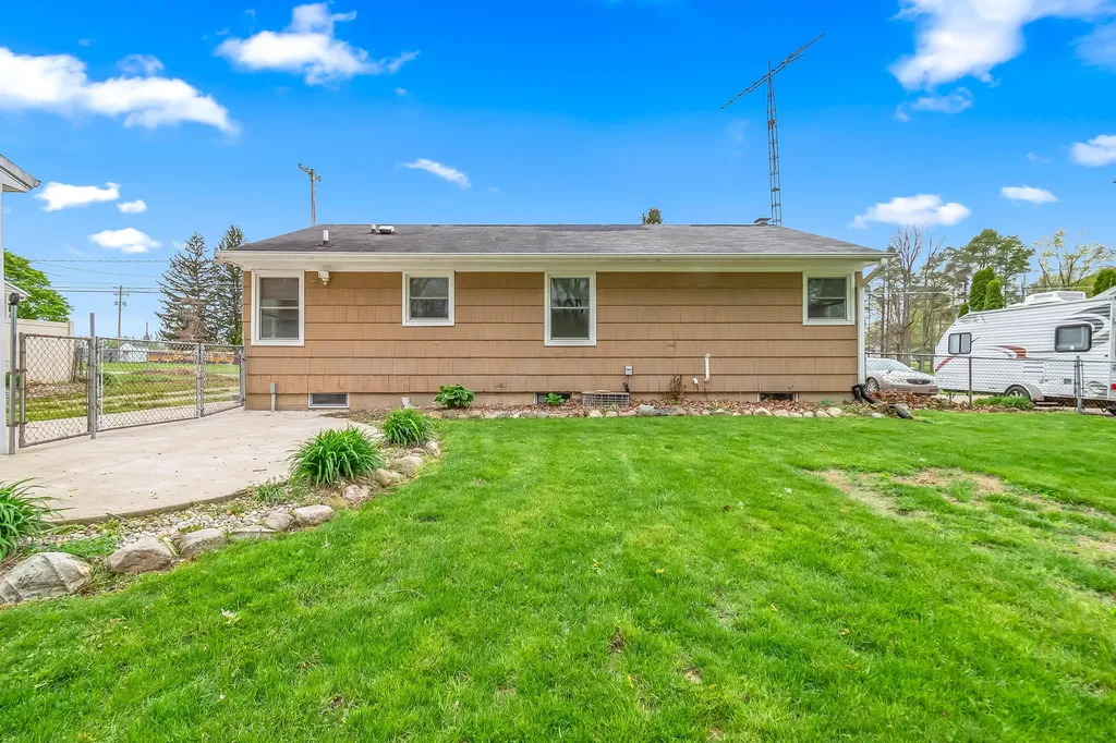 313 Michigan Street Concord Village MI 49237