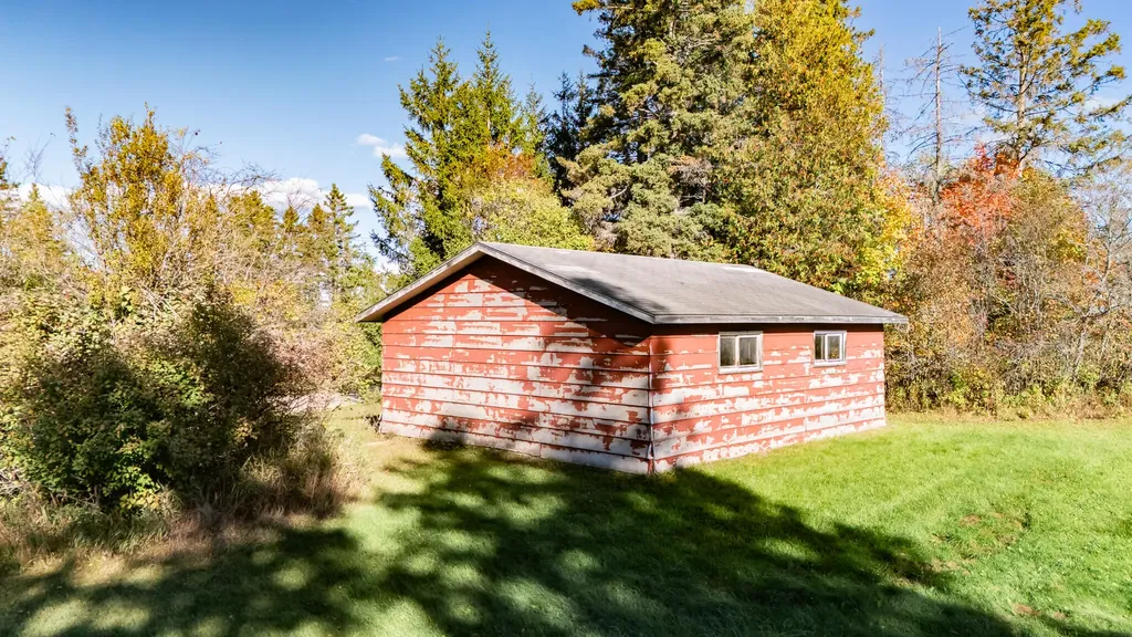 9964 E M 48 Raber Township MI 49736