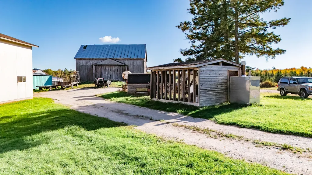 9964 E M 48 Raber Township MI 49736