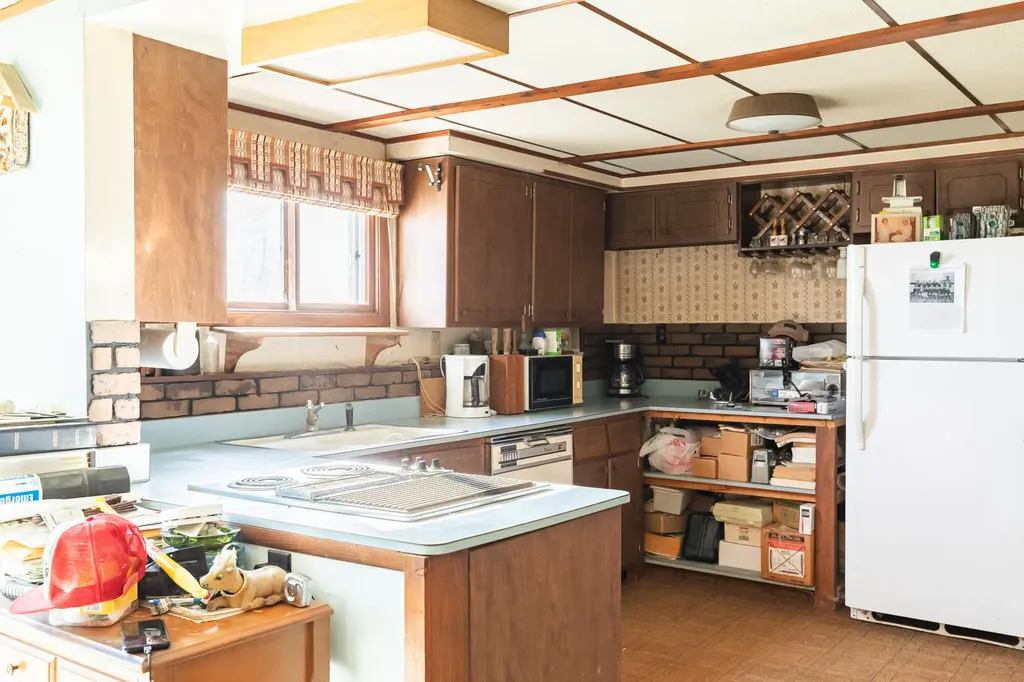 9964 E M 48 Raber Township MI 49736