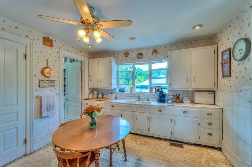 4680 Fitzpatrick Road Fayette Township MI 49242