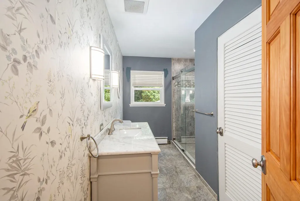 1520 Lamphere Street Hillsdale Township MI 49242