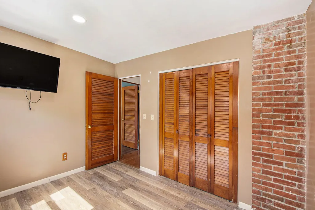 1520 Lamphere Street Hillsdale Township MI 49242