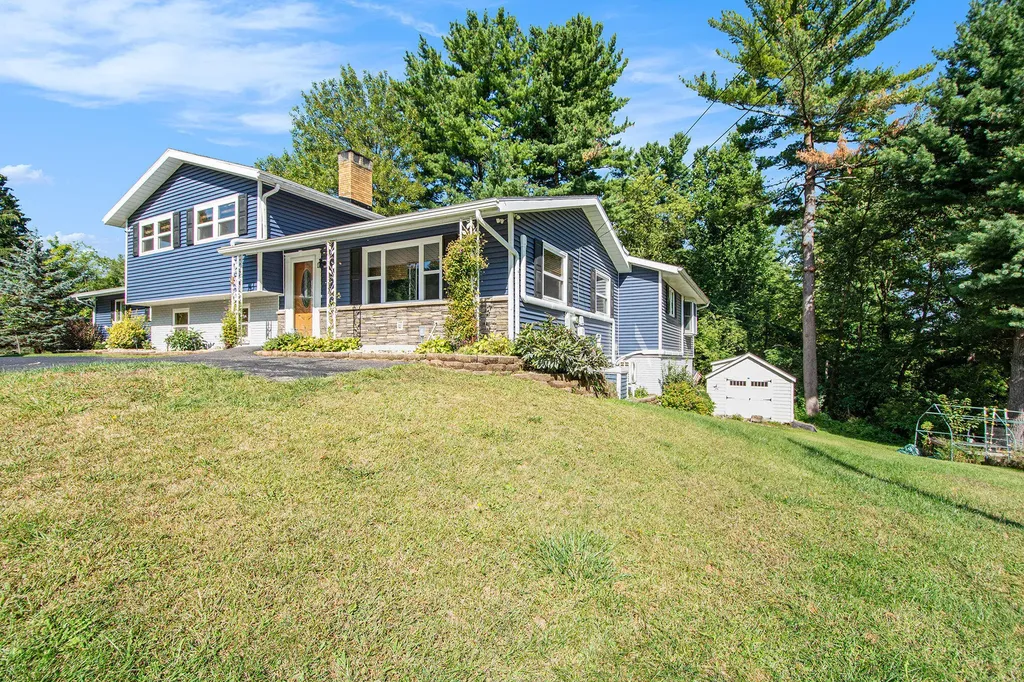1520 Lamphere Street Hillsdale Township MI 49242