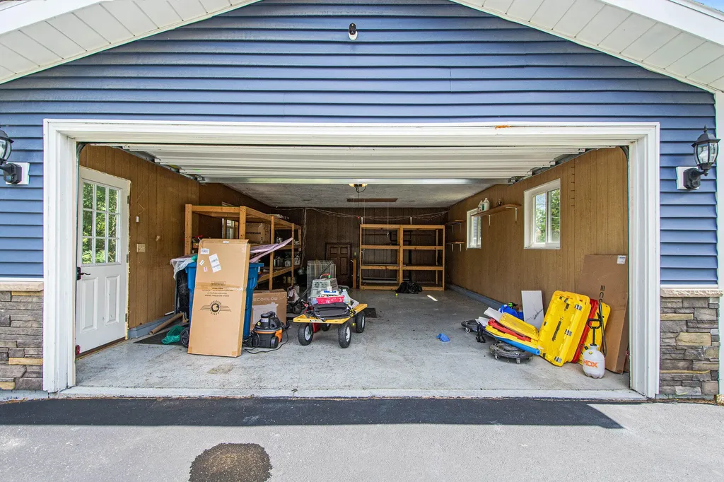1520 Lamphere Street Hillsdale Township MI 49242