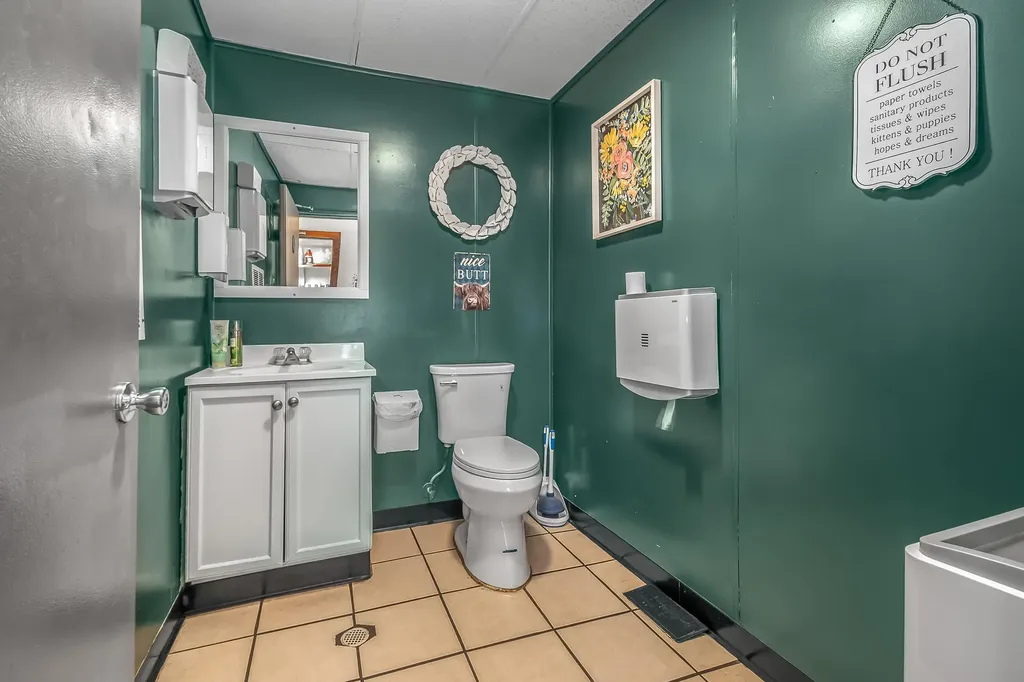 15 E Chicago Street Quincy Village MI 49082