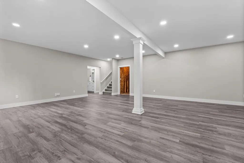 235 Auseon Court Hillsdale City MI 49242