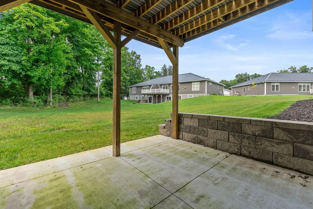 235 Auseon Court Hillsdale City MI 49242