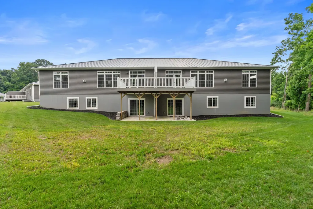 235 Auseon Court Hillsdale City MI 49242