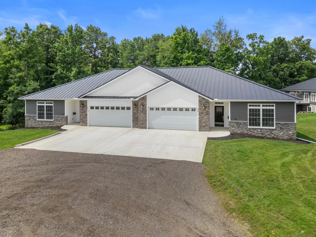 235 Auseon Court Hillsdale City MI 49242