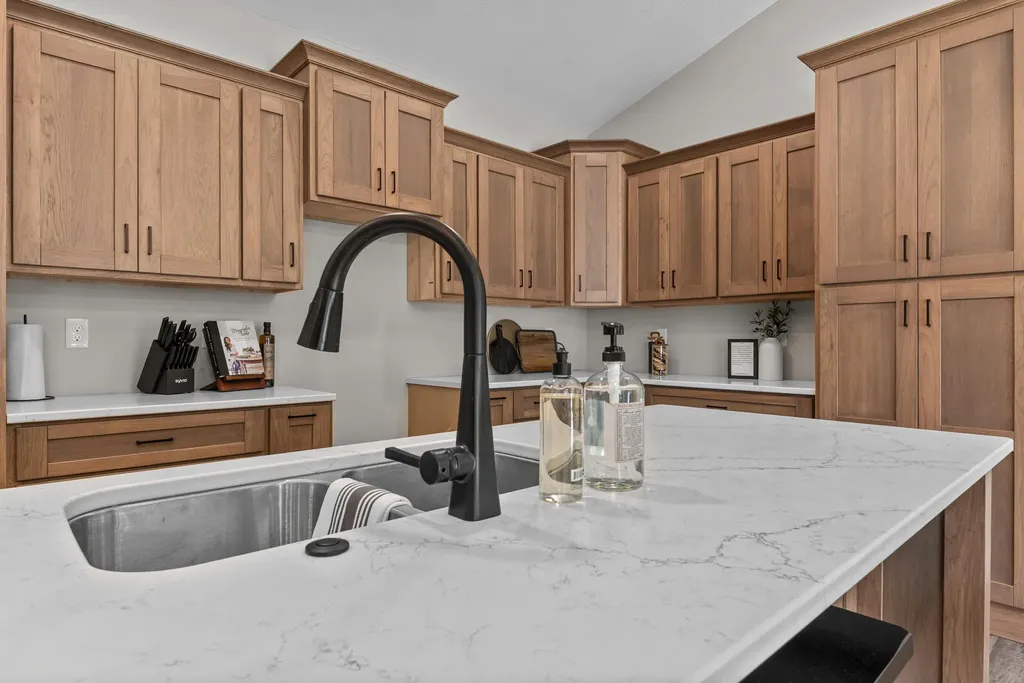 235 Auseon Court Hillsdale City MI 49242