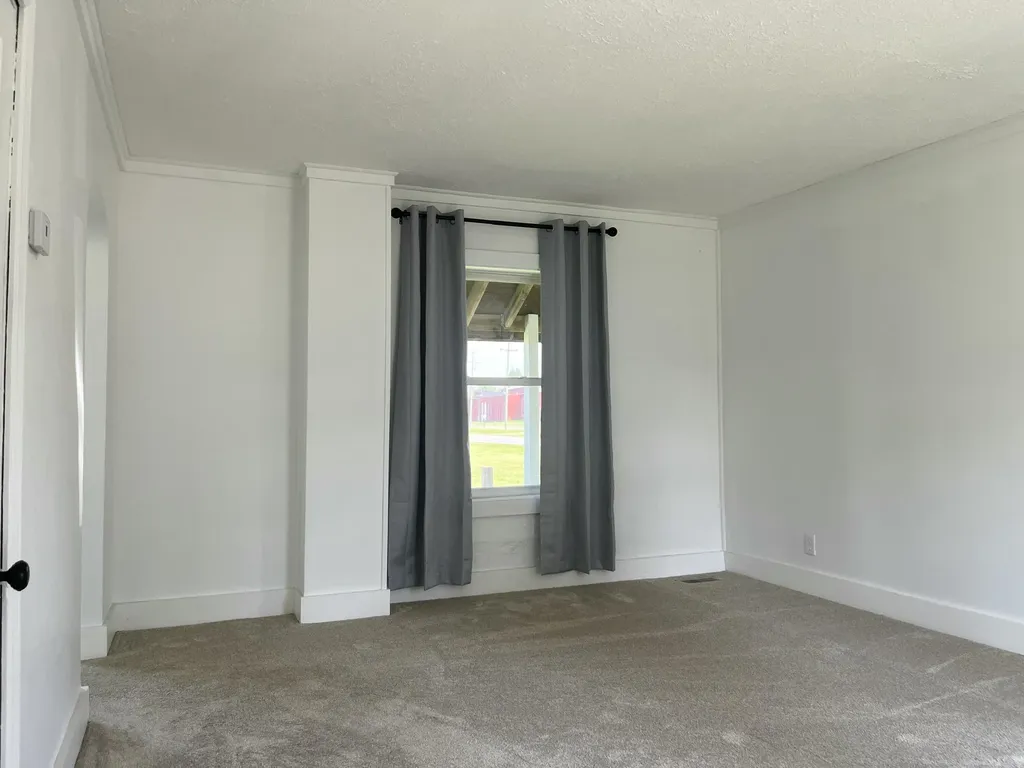154 W Saint Joe Street Hillsdale City MI 49242