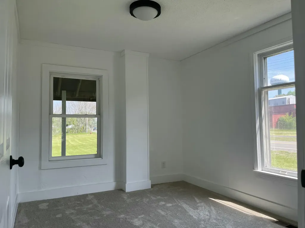 154 W Saint Joe Street Hillsdale City MI 49242