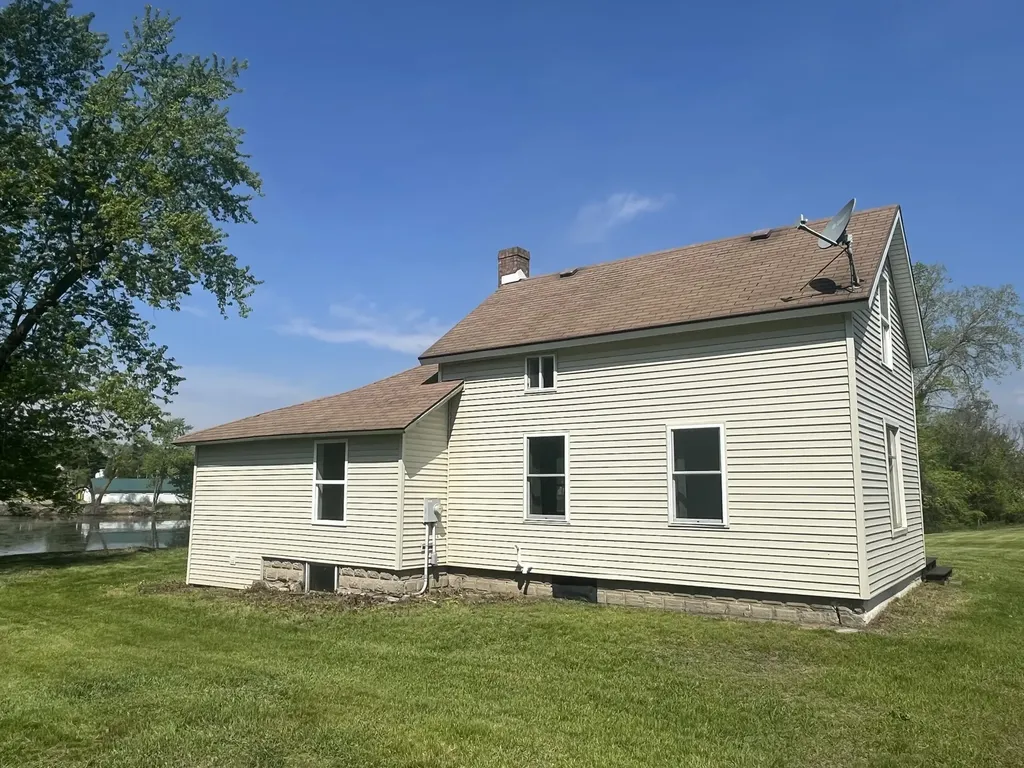 154 W Saint Joe Street Hillsdale City MI 49242