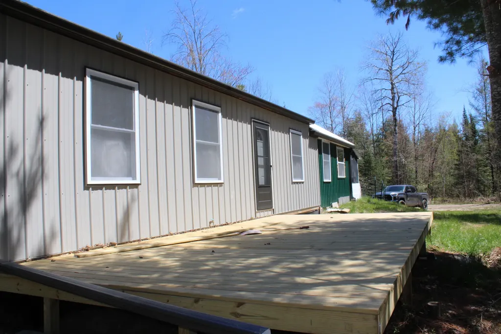11401 Little George Lake Road Franklin Township MI 48624