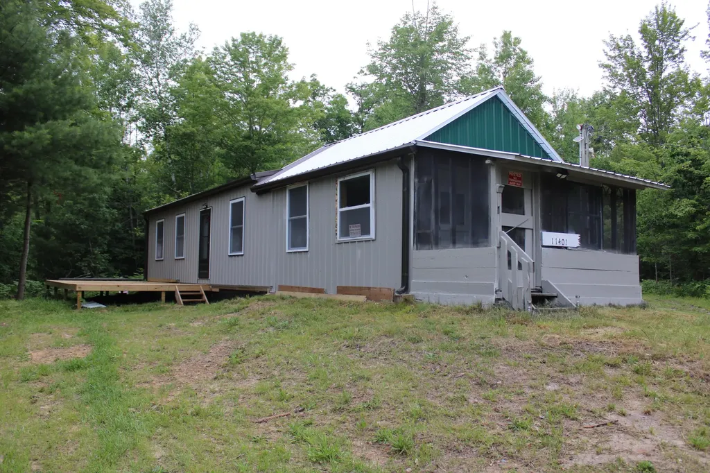 11401 Little George Lake Road Franklin Township MI 48624