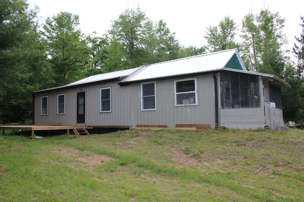 11401 Little George Lake Road Franklin Township MI 48624