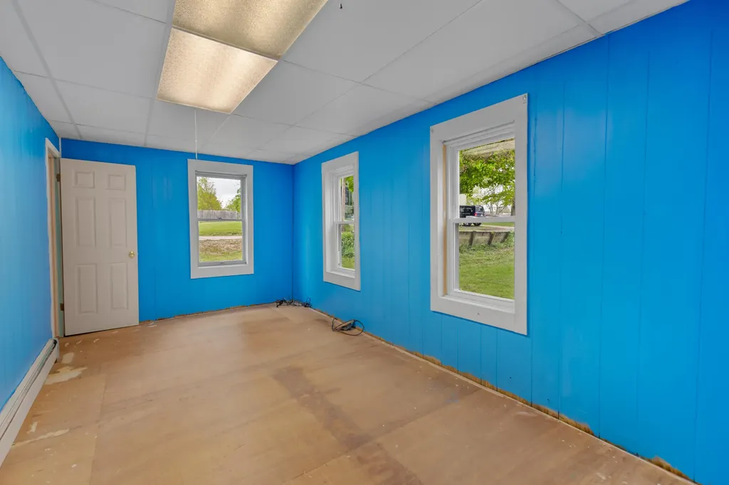 219 Water Street Jonesville City MI 49250