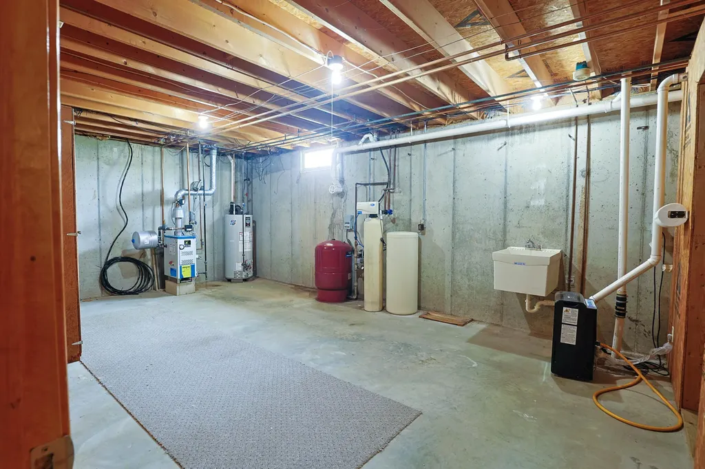 7480 E 5 Mile Road Goodwell Township MI 49349