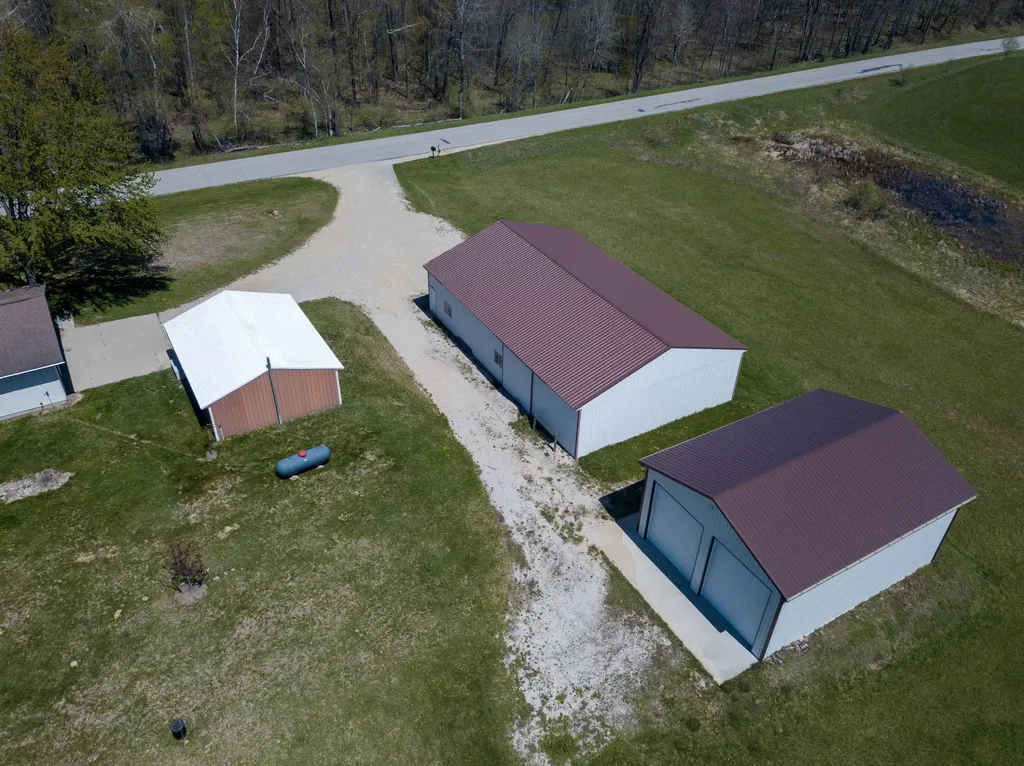 7480 E 5 Mile Road Goodwell Township MI 49349