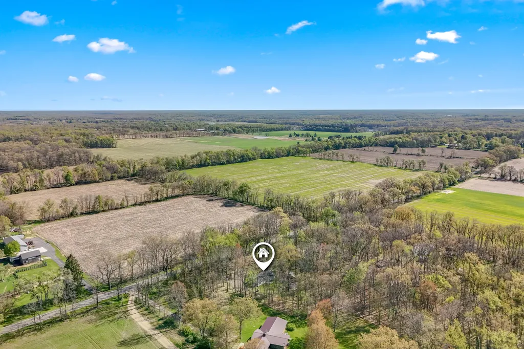 13175 Folks Road Pulaski Township MI 49241