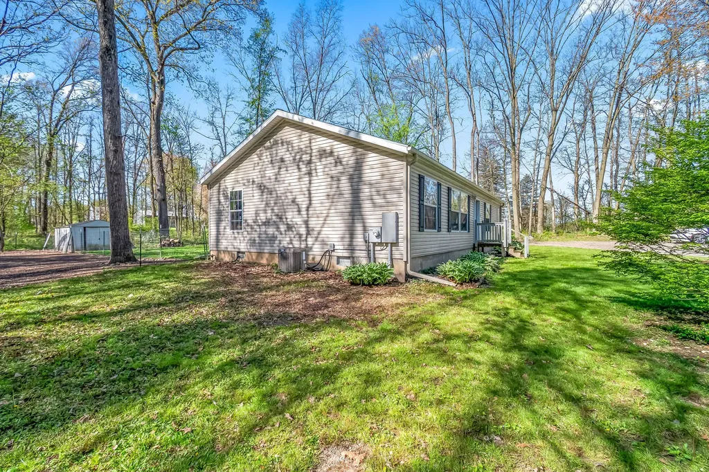 13175 Folks Road Pulaski Township MI 49241