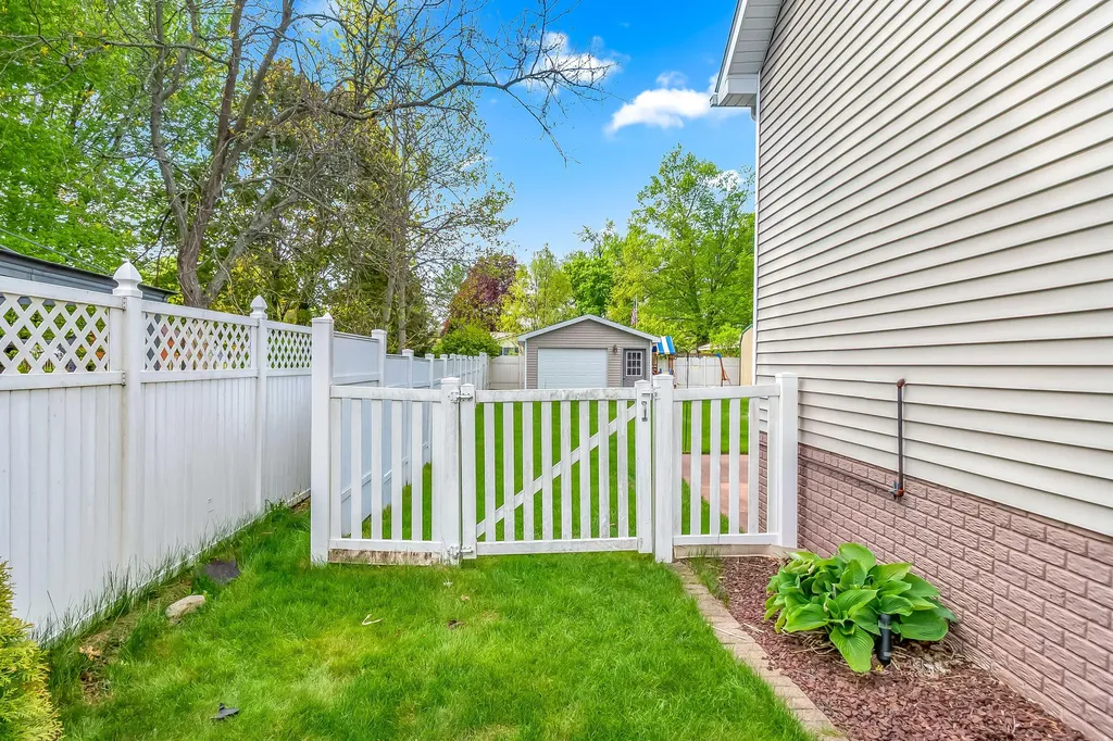 301 Case Street Jonesville City MI 49250