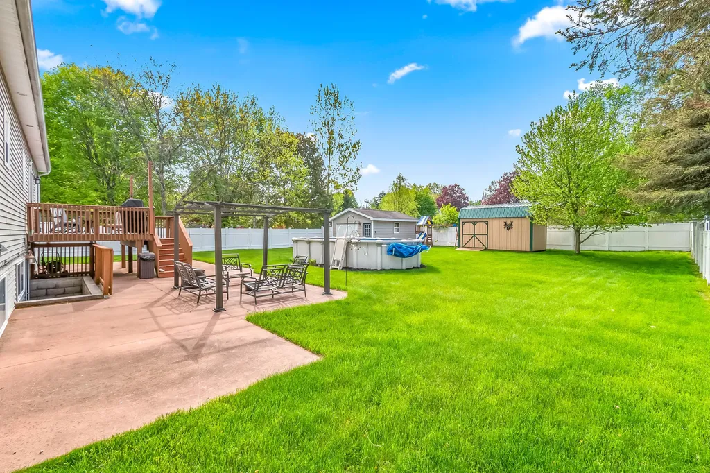 301 Case Street Jonesville City MI 49250