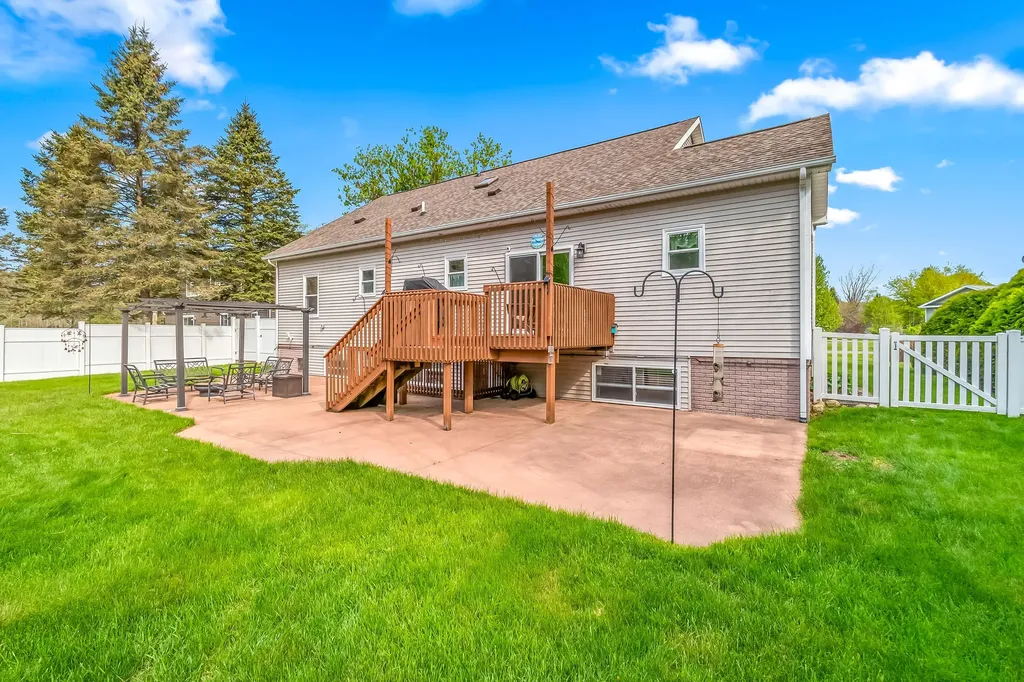 301 Case Street Jonesville City MI 49250