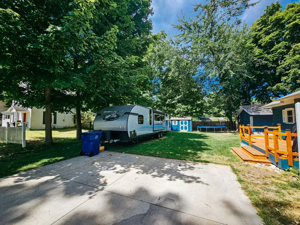 58 Salem Street Hillsdale City MI 49242
