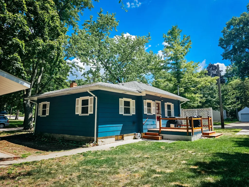 58 Salem Street Hillsdale City MI 49242