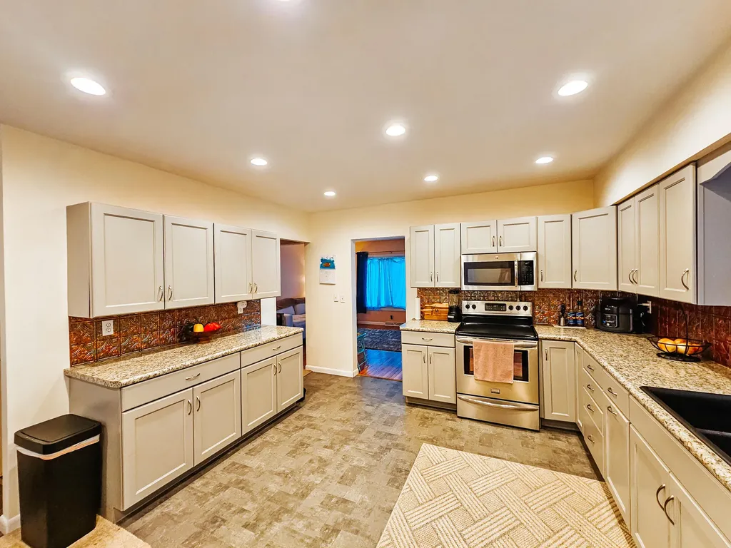 58 Salem Street Hillsdale City MI 49242