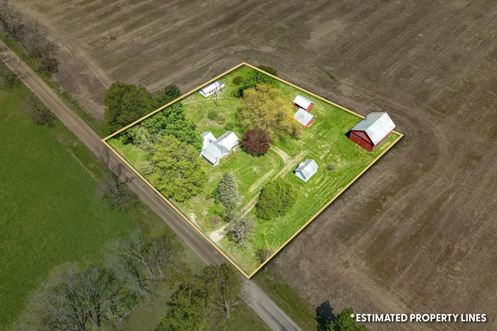 15791 Rice Road Camden Township MI 49232