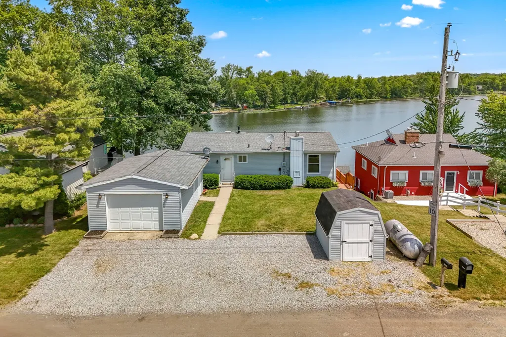 13854 Emens Drive Wright Township MI 49247