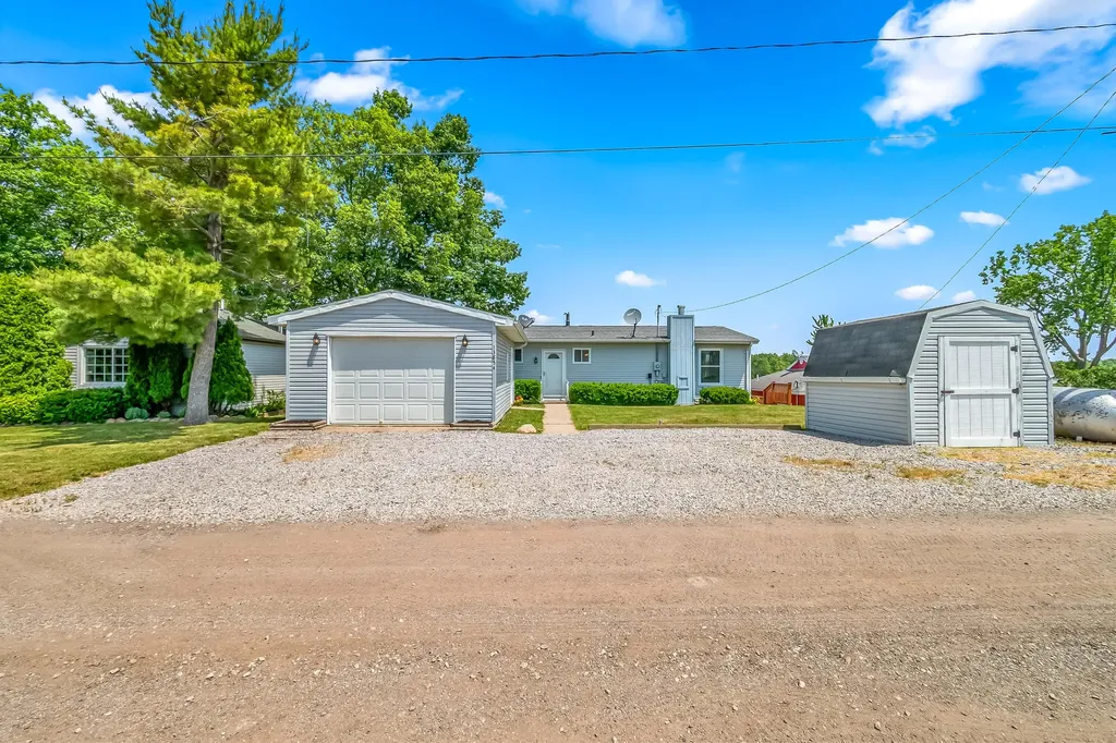 13854 Emens Drive Wright Township MI 49247