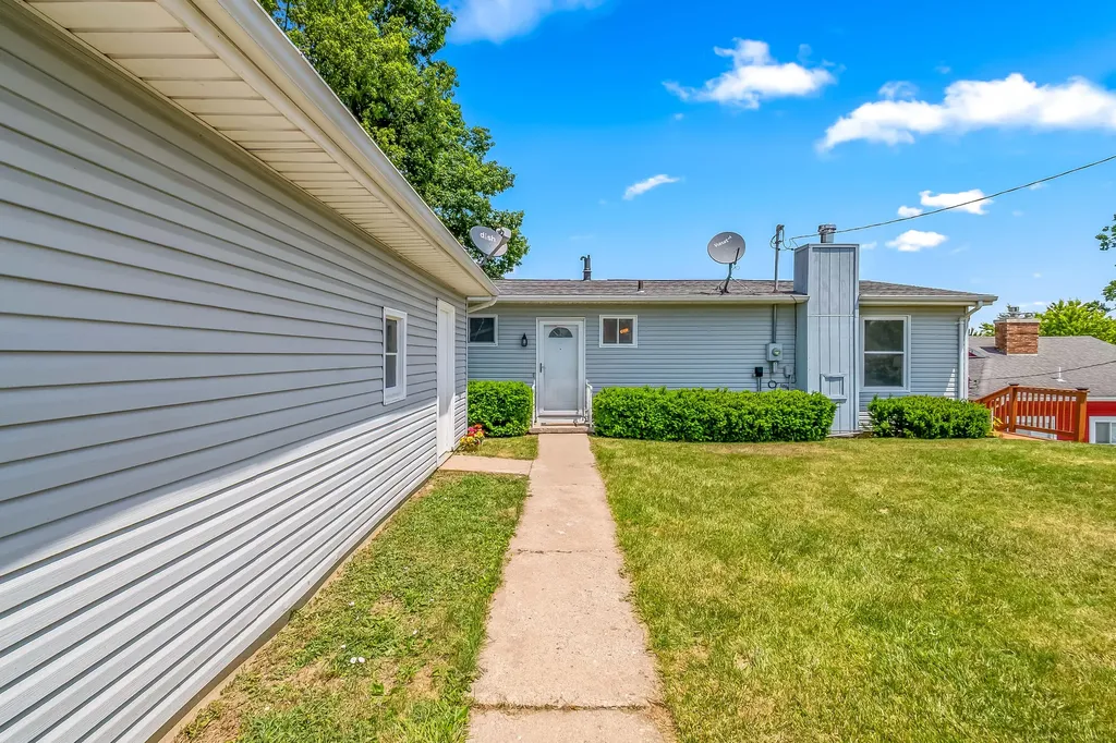 13854 Emens Drive Wright Township MI 49247