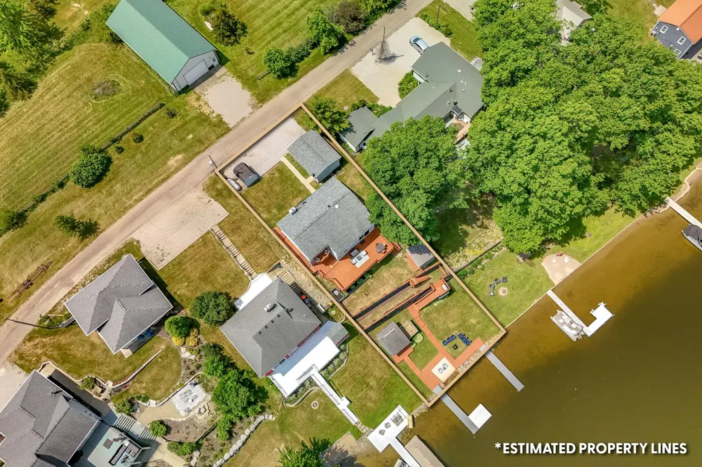 13854 Emens Drive Wright Township MI 49247