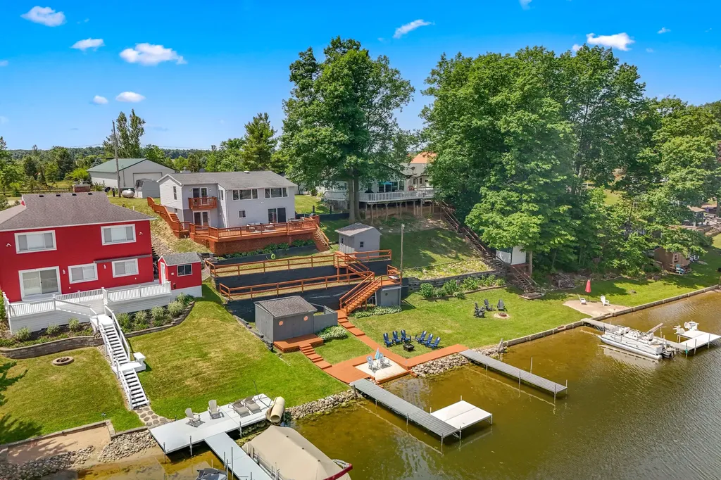 13854 Emens Drive Wright Township MI 49247