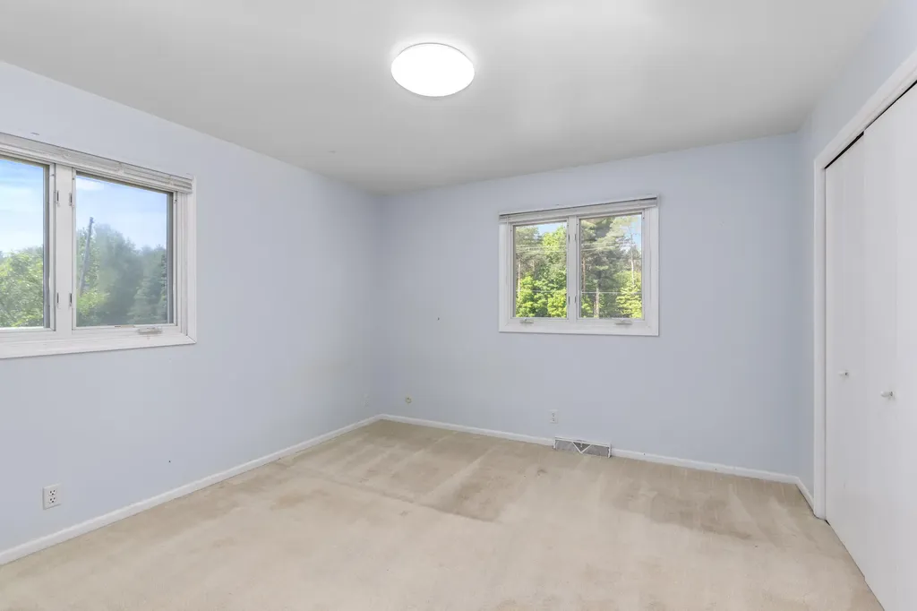 3252 N 160th Avenue Park Township MI 49424