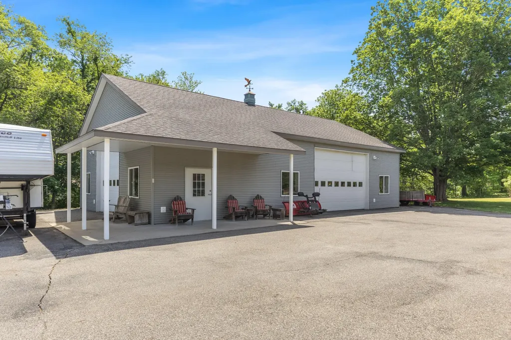 3252 N 160th Avenue Park Township MI 49424