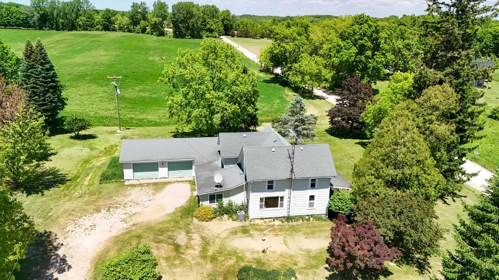 7500 Bilby Road Somerset Township MI 49249